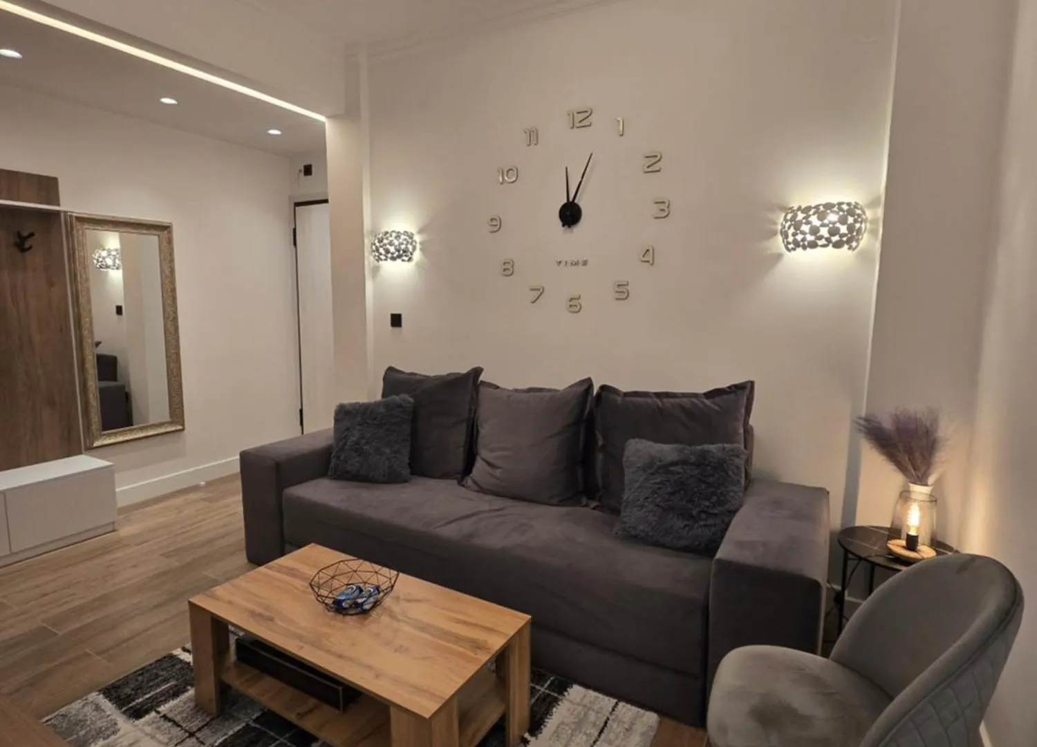 Glow Haven Suites Soluň