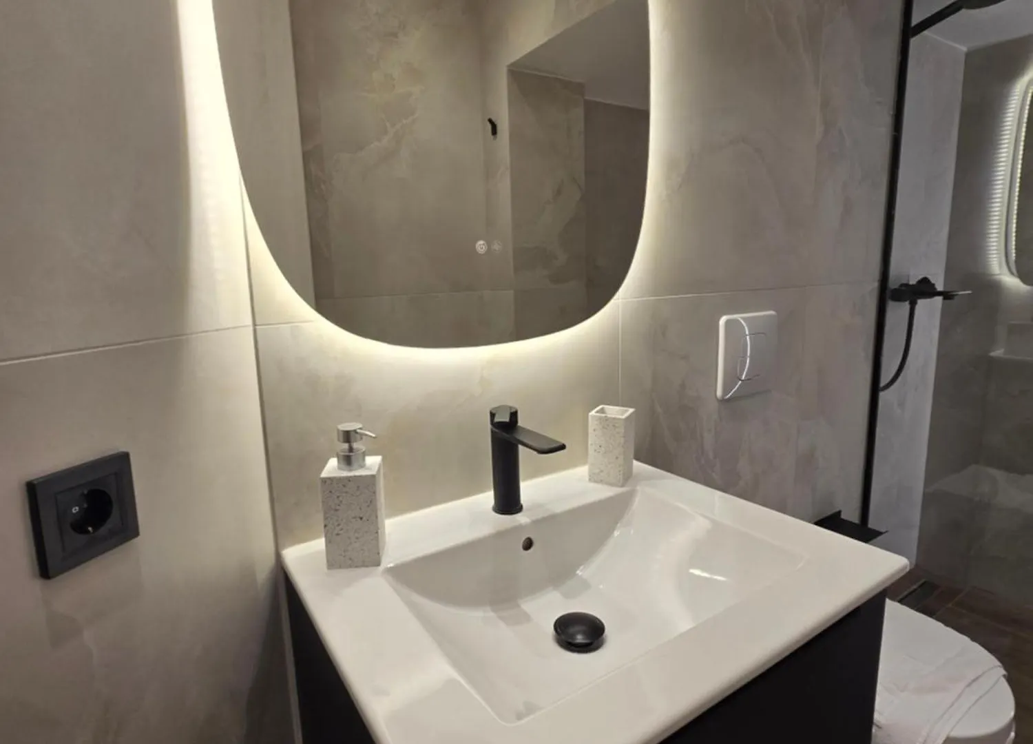 Glow Haven Suites Soluň Řecko